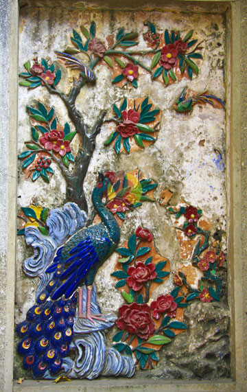 Chùa gốm sứ độc nhất Hà Thành