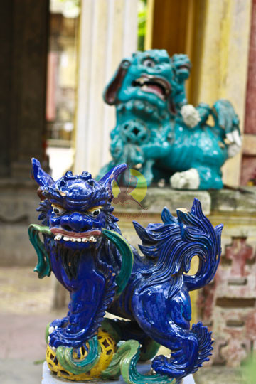 Chùa gốm sứ độc nhất Hà Thành